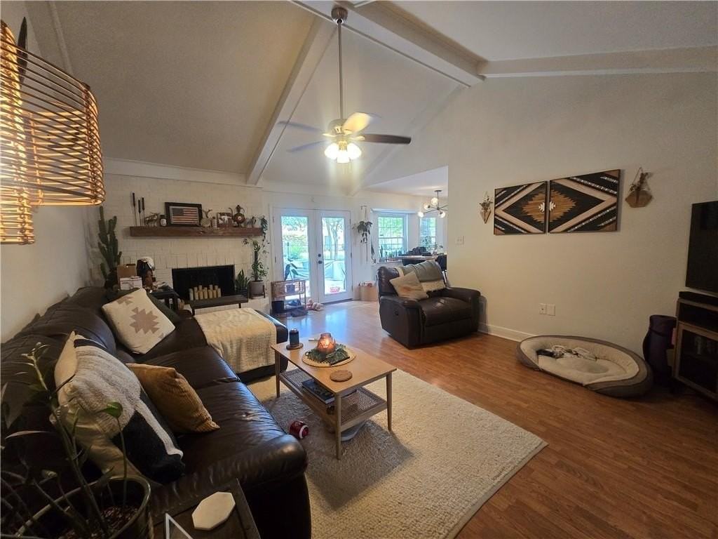 1509 Betsy Ross Ct - Photo 5 of 21