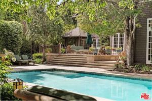 featured image of 226 Palisades Ave