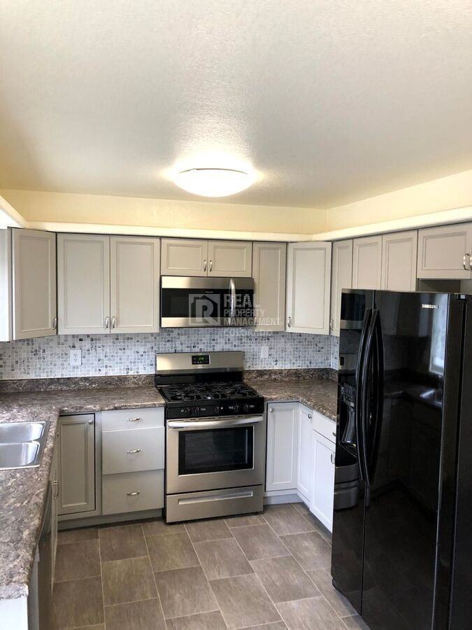 113 N Harriet Ave #C - Photo 5 of 15