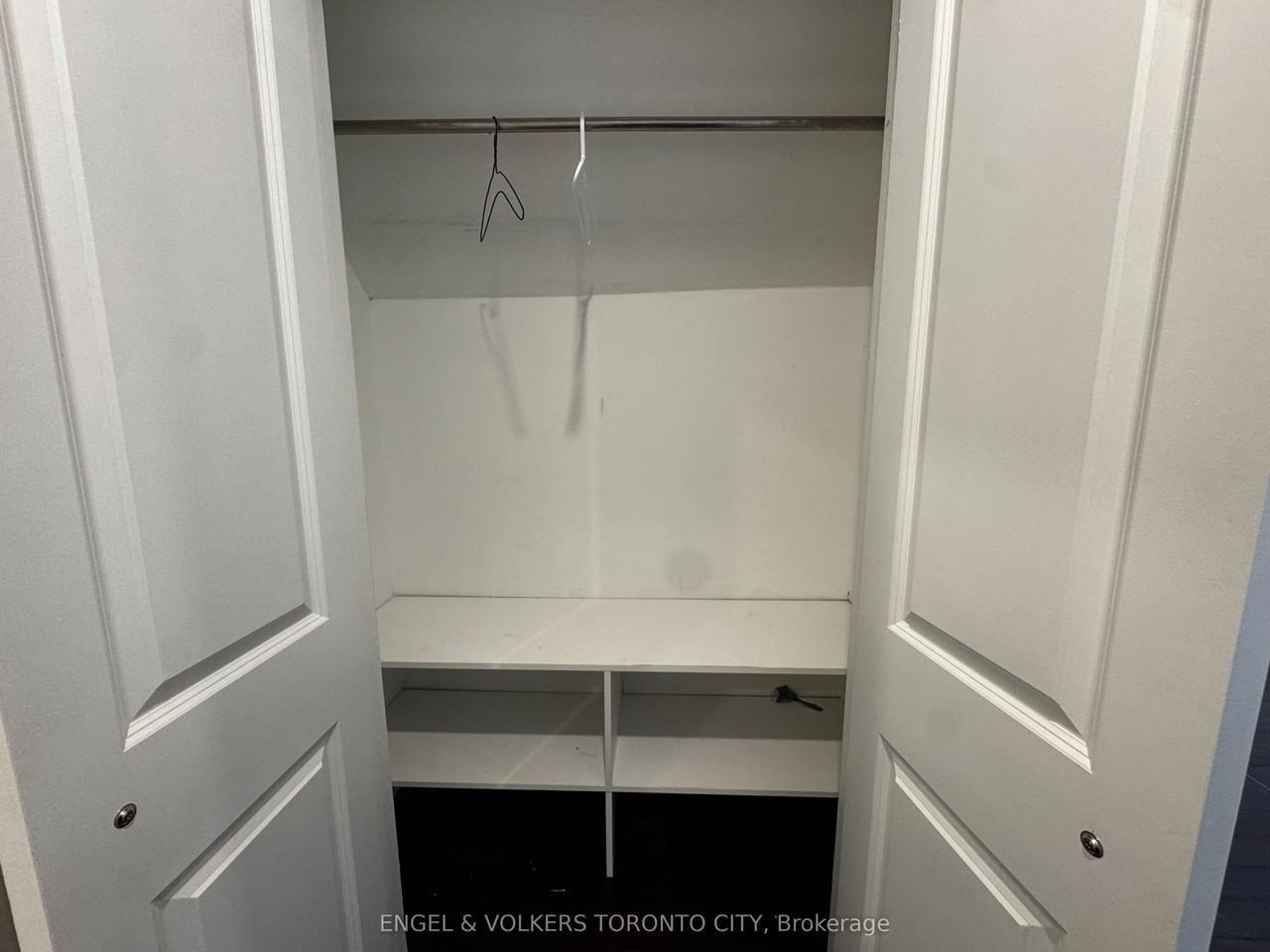 185 Rumble Ave Fl 2 - Photo 5 of 9