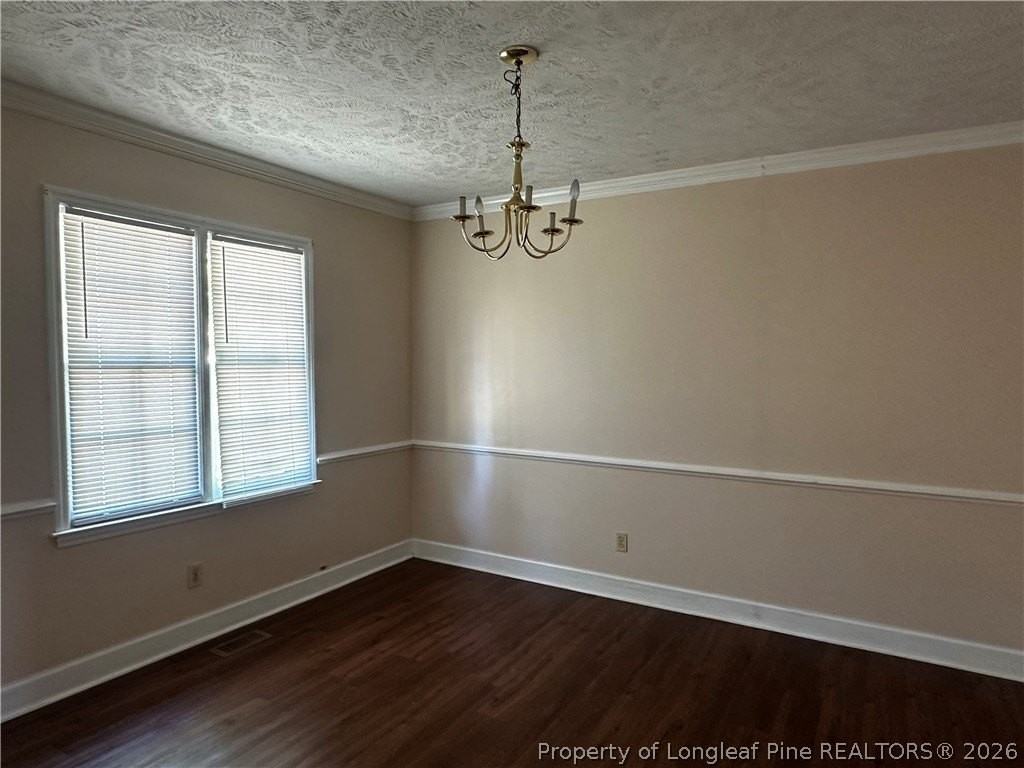 454 Kensington St - Photo 4 of 18