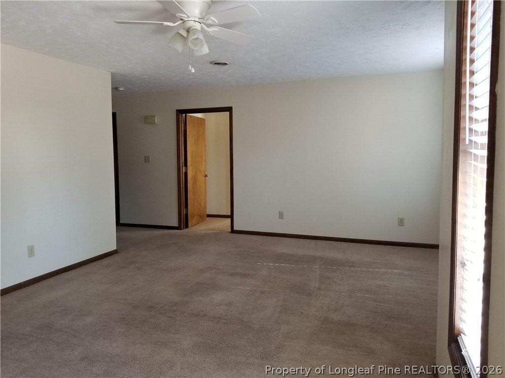 2355 Oak St #B - Photo 2 of 11