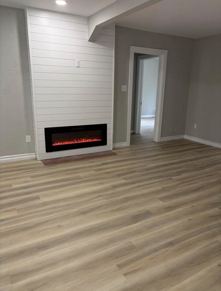 2114 Merrill Ave #1 - Photo 2 of 8