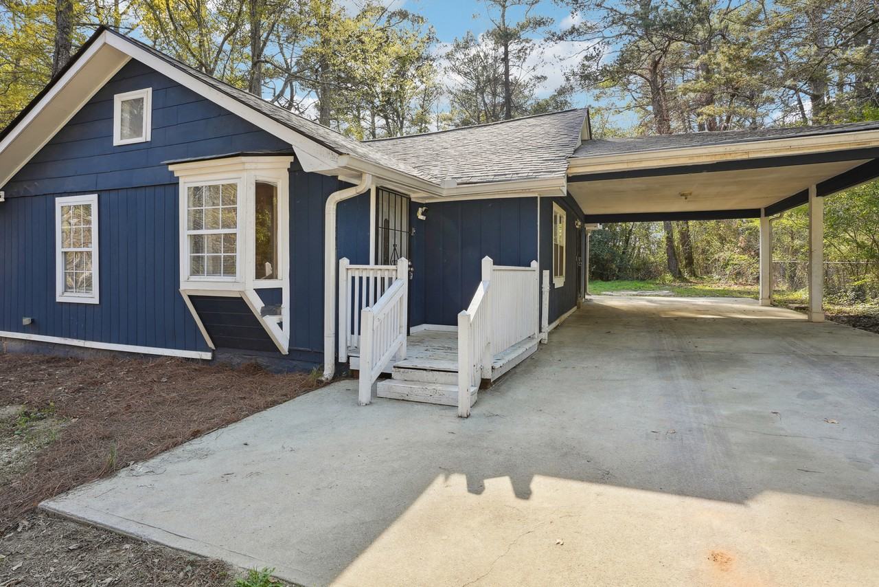 4435 Yates Rd #1 - Photo 4 of 27