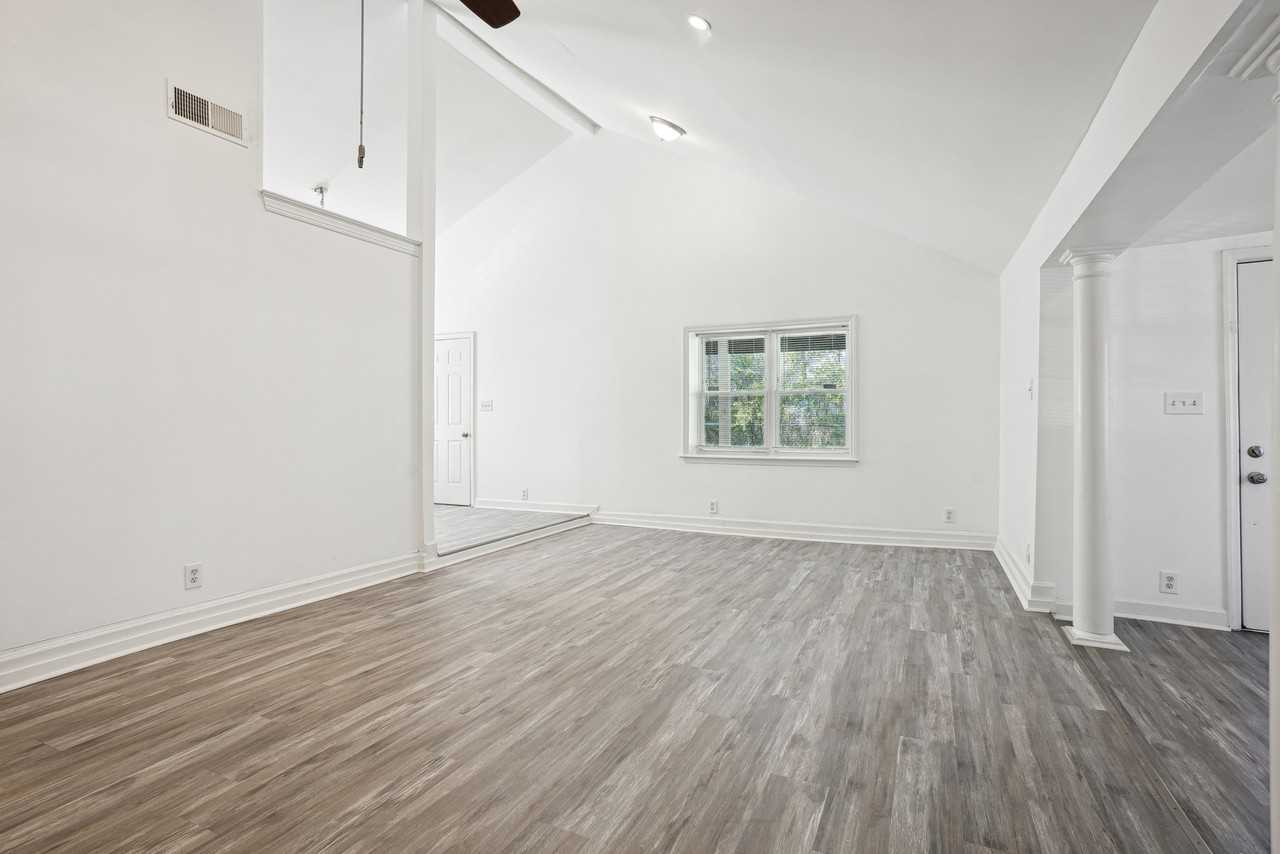 4435 Yates Rd #1 - Photo 5 of 27