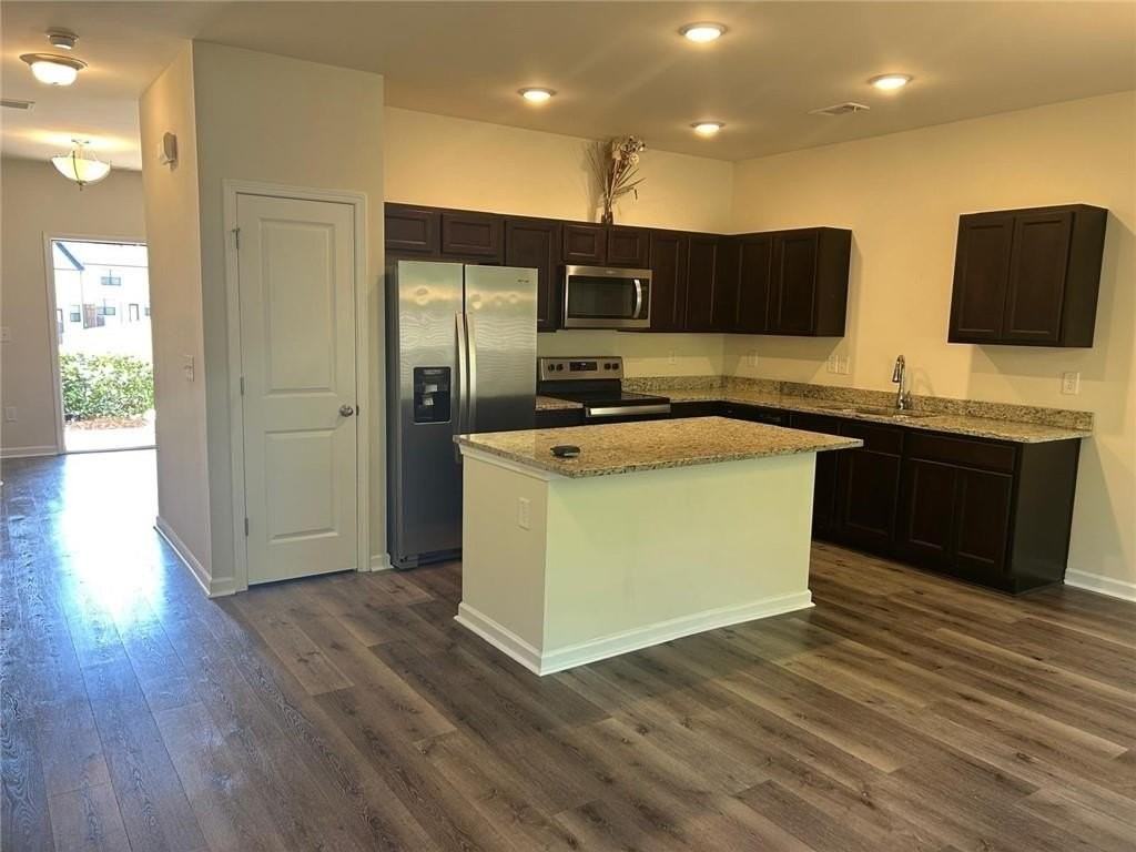 6412 Mountain Home Way Se - Photo 7 of 34