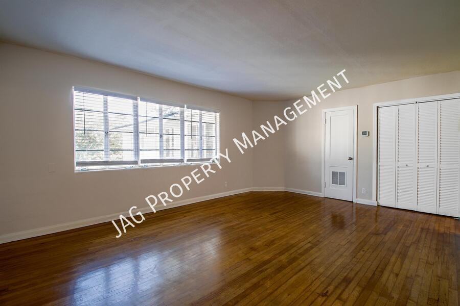 2761 Saint Johns Ave #7 - Photo 6 of 19