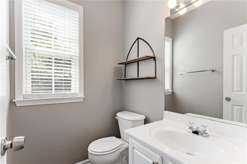 6250 Whirlaway Dr - Photo 3 of 18