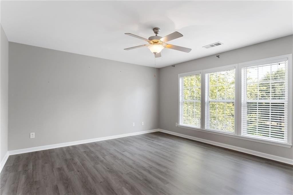 6250 Whirlaway Dr - Photo 6 of 18