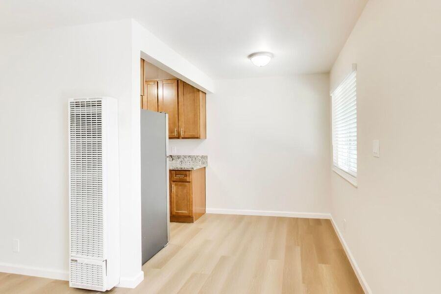 170 Stoakes Ave #01 - Photo 2 of 19