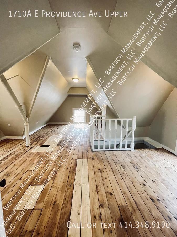 1710A E Providence Ave Uppr - Photo 5 of 6