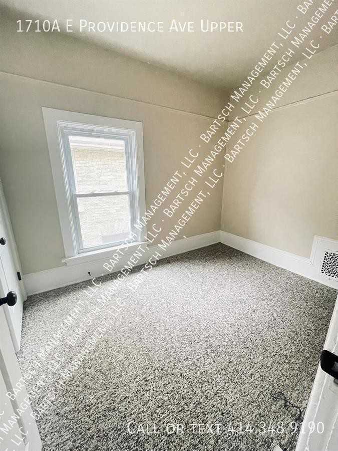 1710A E Providence Ave Uppr - Photo 6 of 6