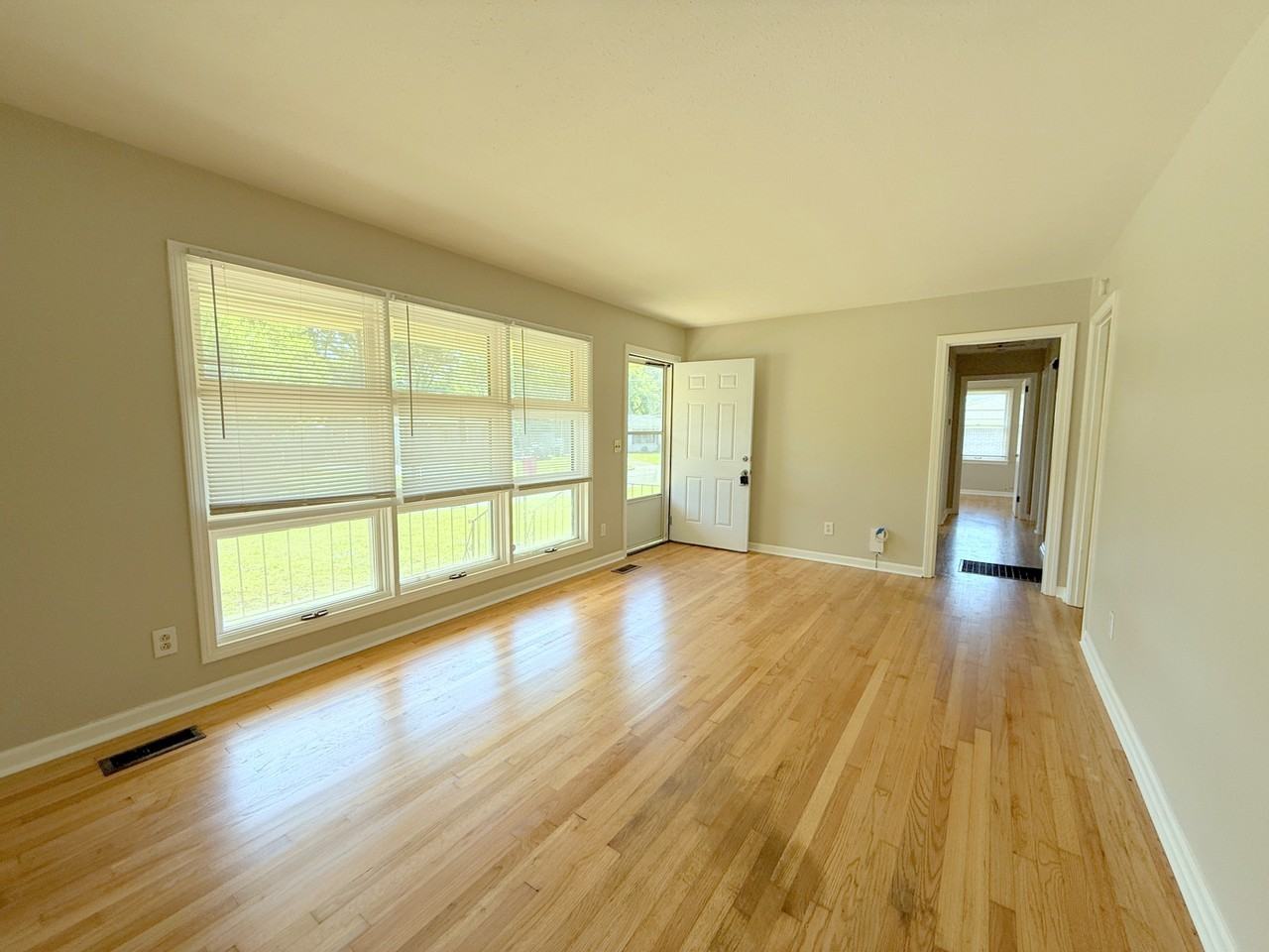 603 Austin Dr Nw #1 - Photo 5 of 30