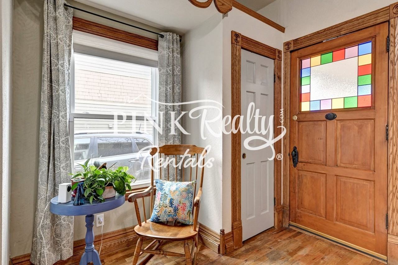 1610 W Kiowa St - Photo 6 of 50