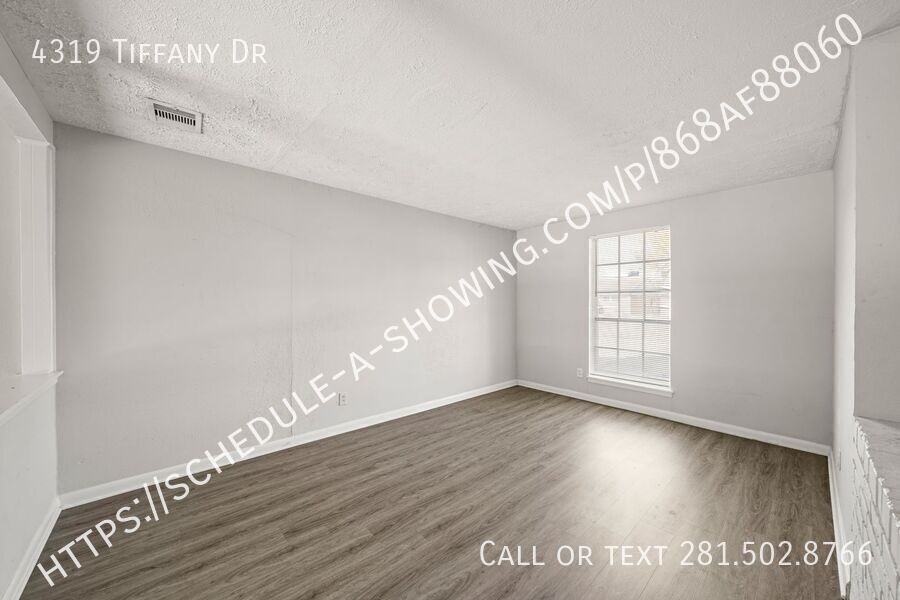 4319 Tiffany Dr - Photo 2 of 11