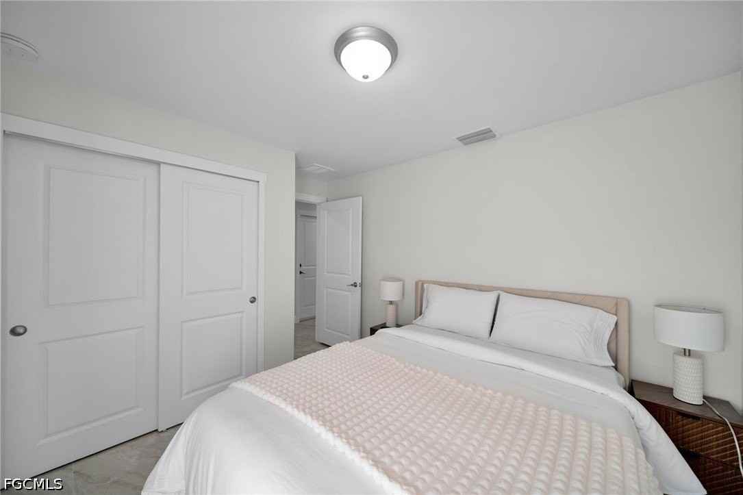 903A Albany Ave - Photo 6 of 36