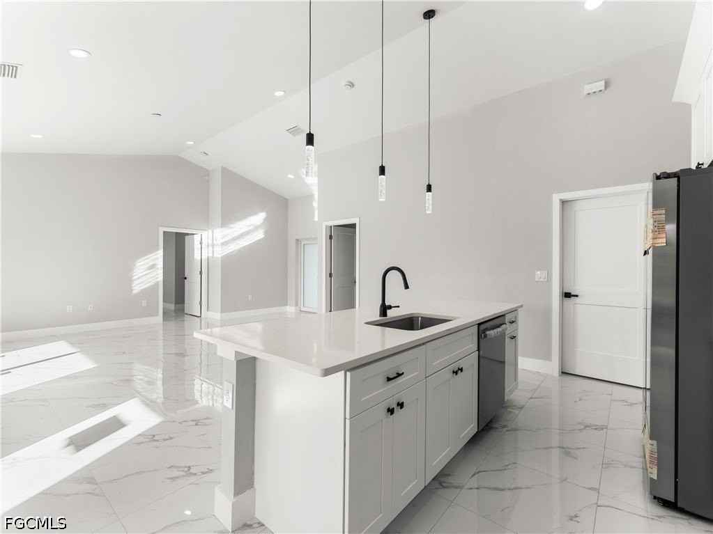 1242 Nw 22nd Ave - Photo 6 of 27