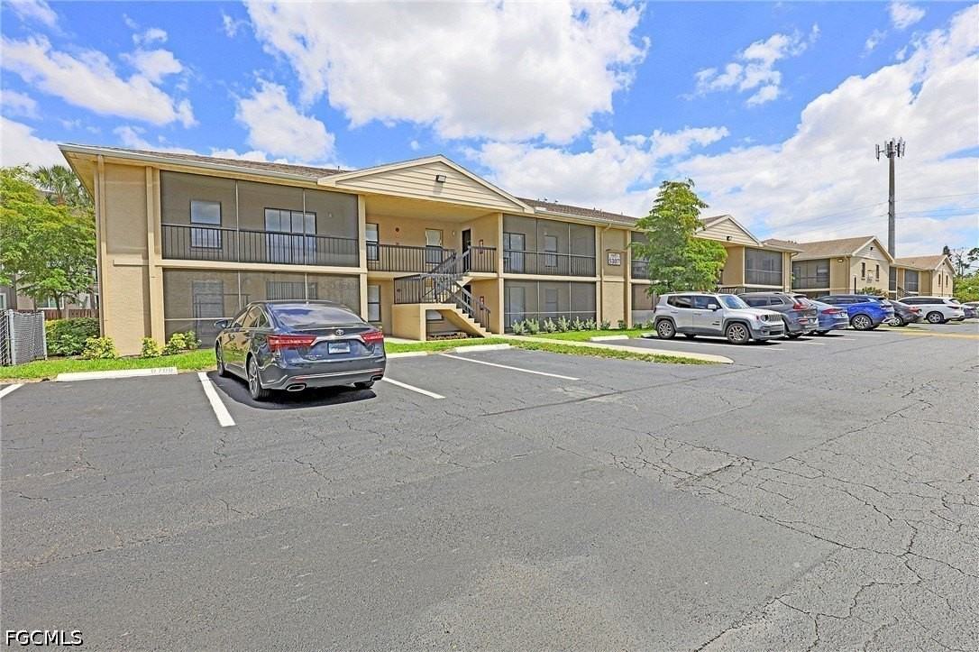 5307 Summerlin Rd #702