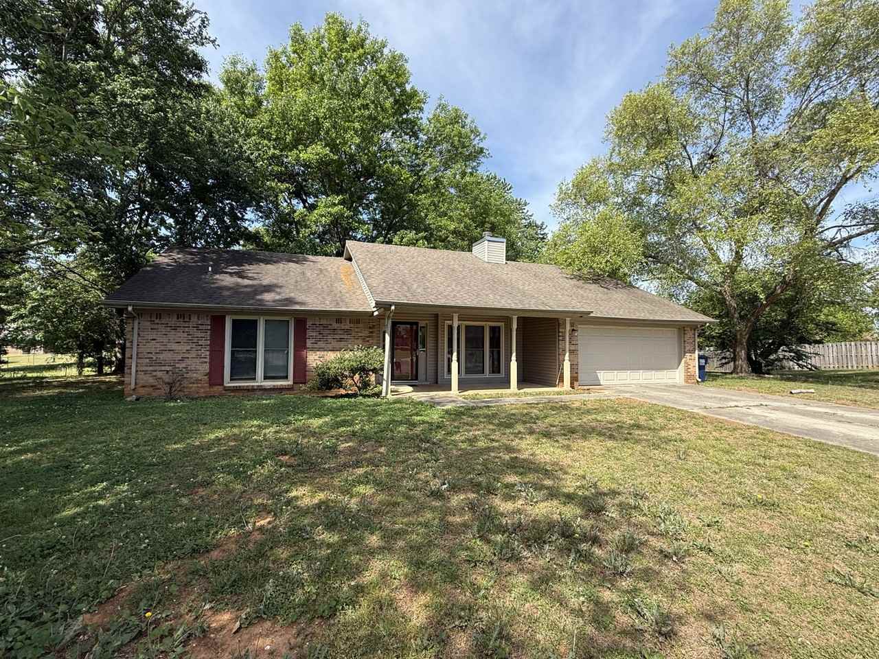 104 Shaverlee Ct #1 - Photo 2 of 25