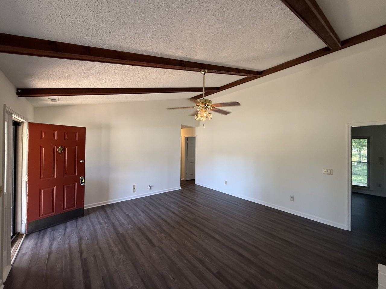 104 Shaverlee Ct #1 - Photo 5 of 25