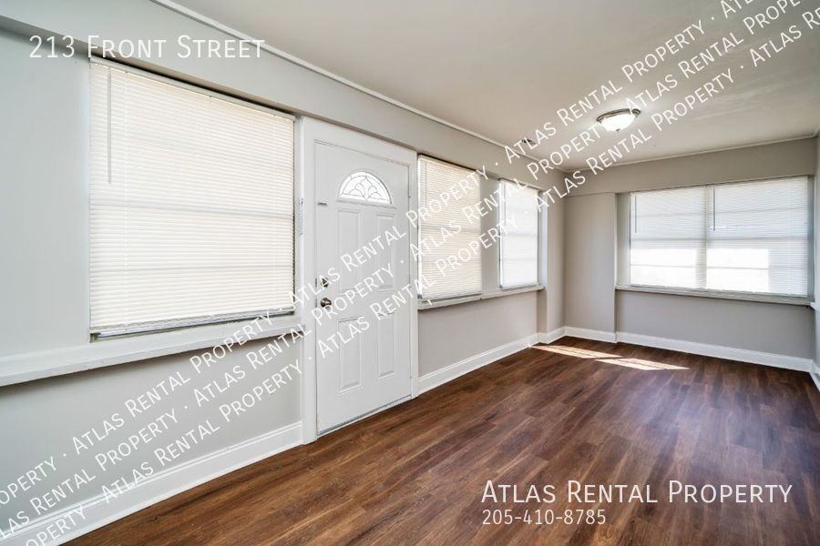 213 Front St - Photo 6 of 19