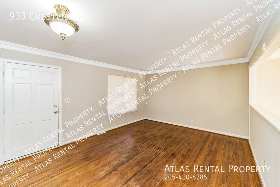 933 Crestview Ln - Photo 7 of 30