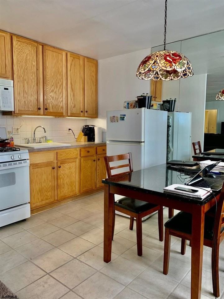 101 S Plaza Pl #802 - Photo 5 of 18