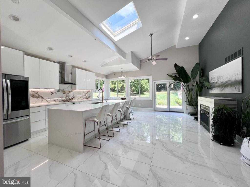 3332 Philmont Ave - Photo 4 of 28