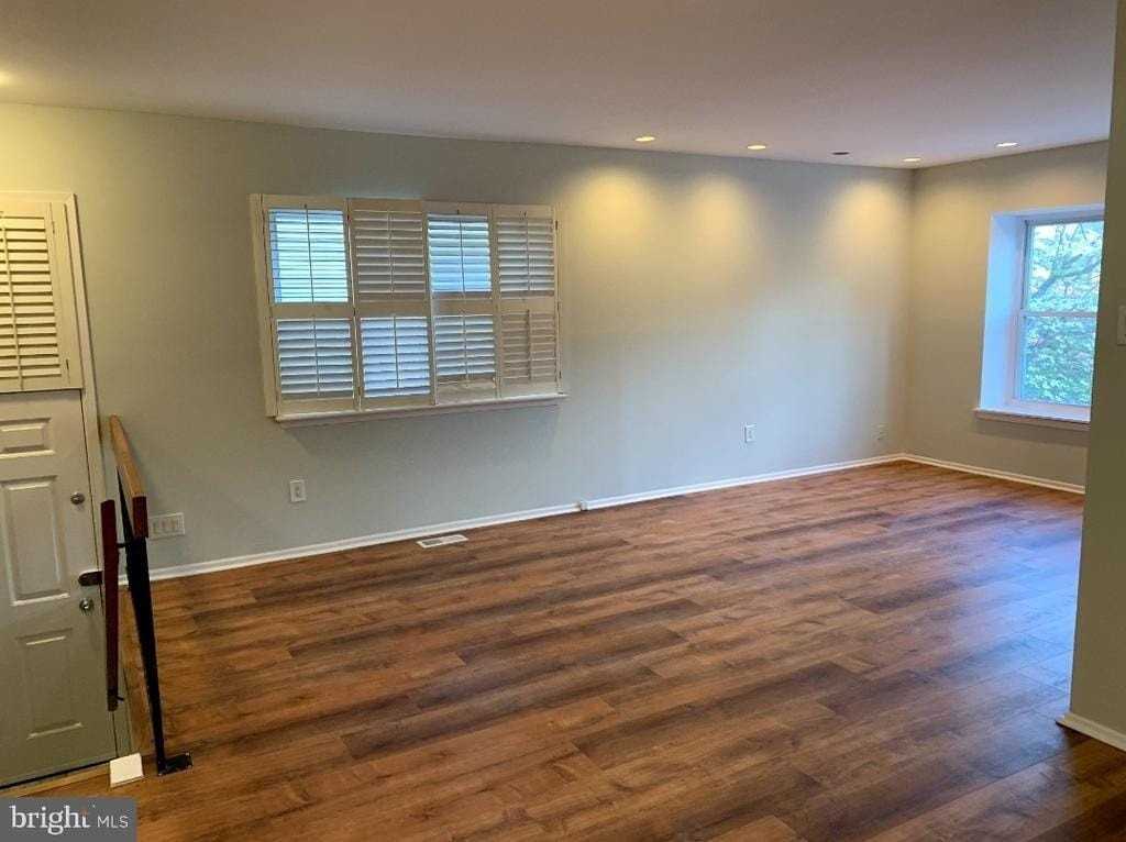 9358 Neil Rd #A - Photo 5 of 21