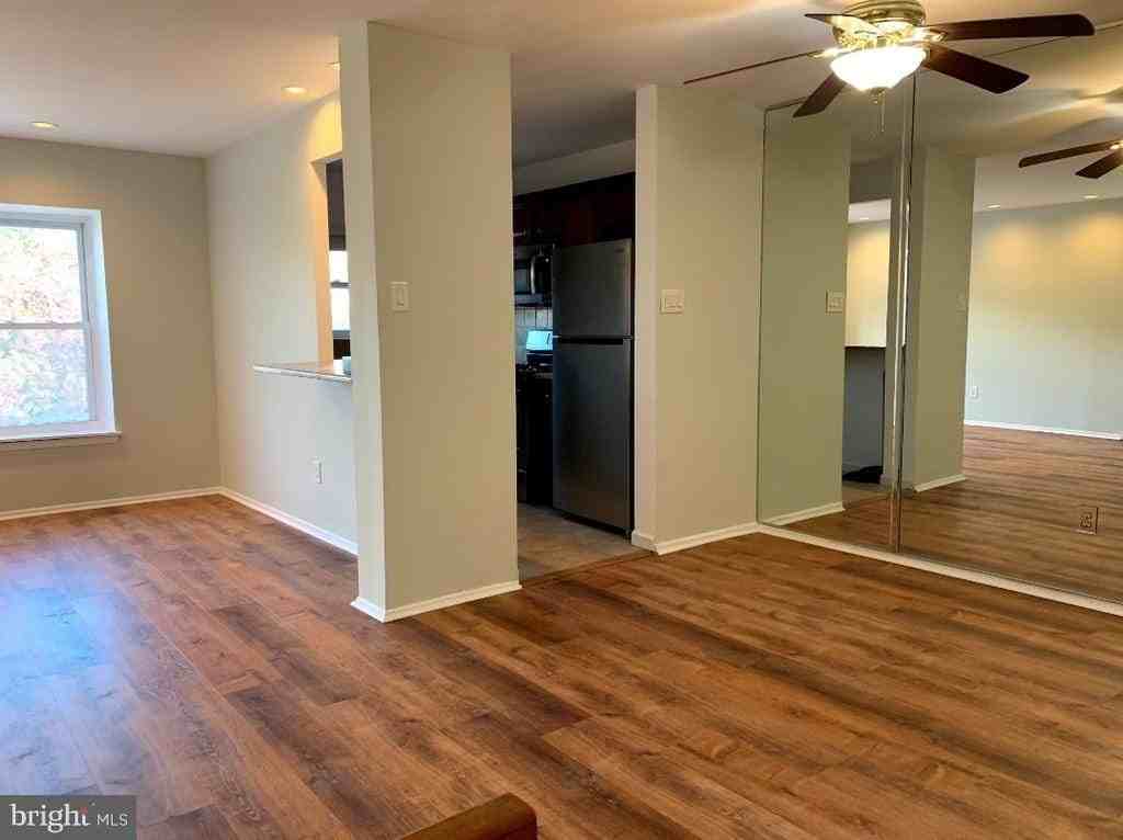9358 Neil Rd #A - Photo 5 of 24