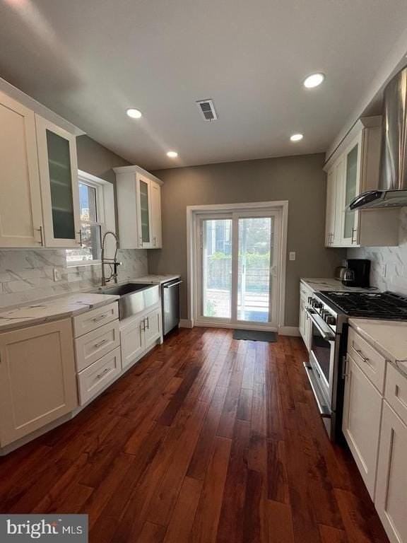 2244 Saint Albans St - Photo 2 of 27