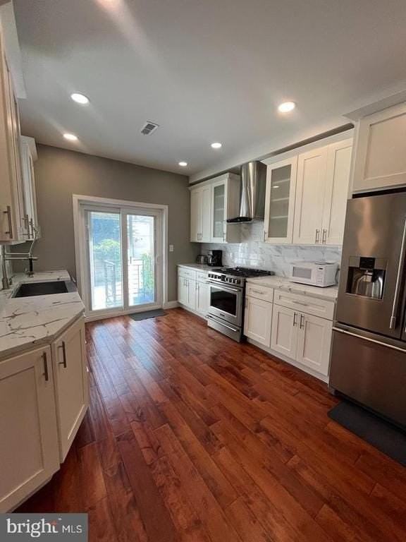 2244 Saint Albans St - Photo 4 of 27