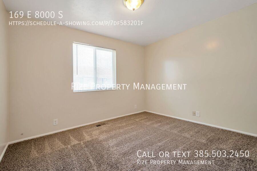 169 E 8000 S - Photo 4 of 15