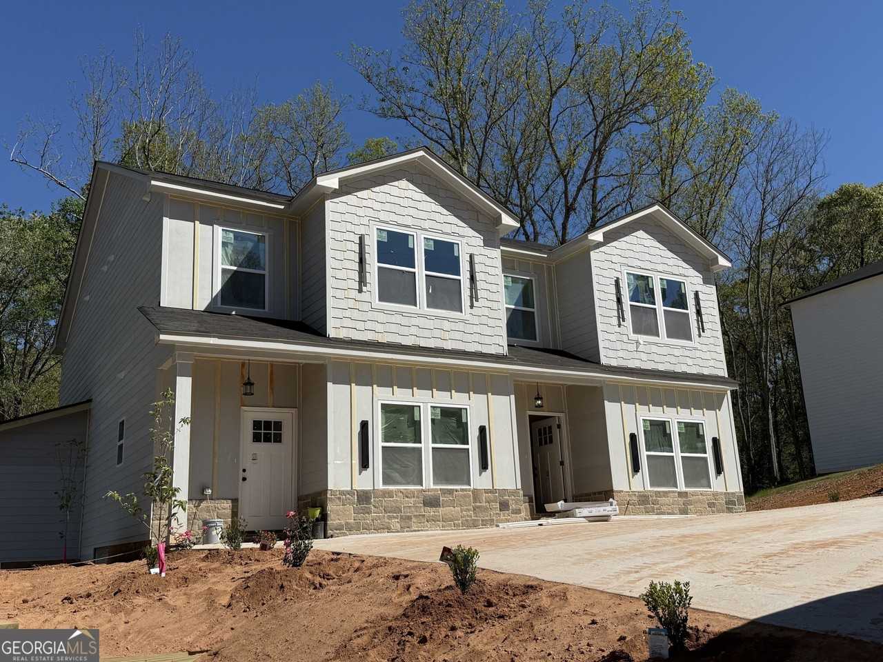 232B Brad St #B - Photo 2 of 16