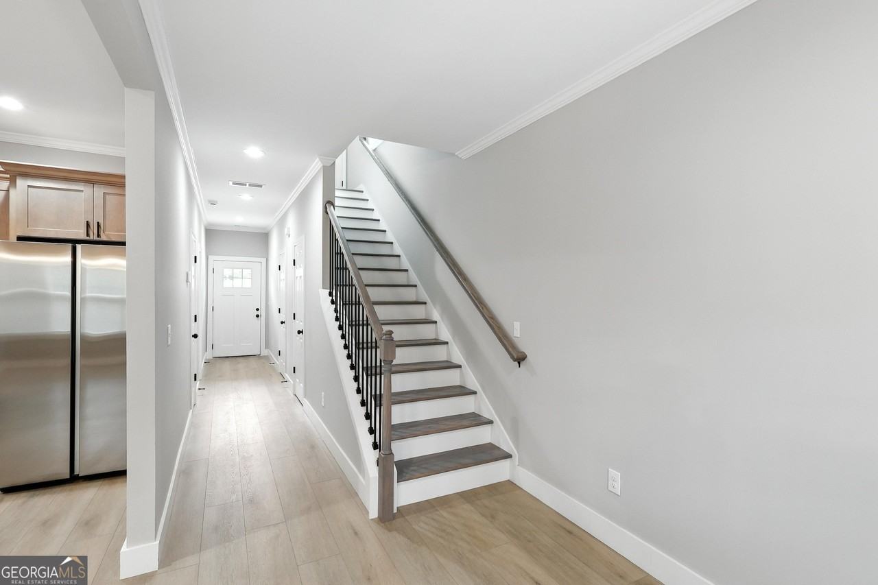 232B Brad St #B - Photo 6 of 16