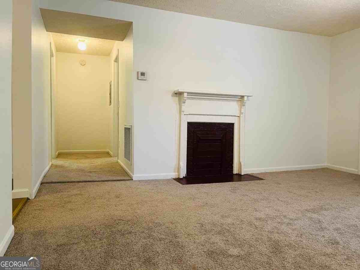 615 Chattahoochee St - Photo 5 of 27