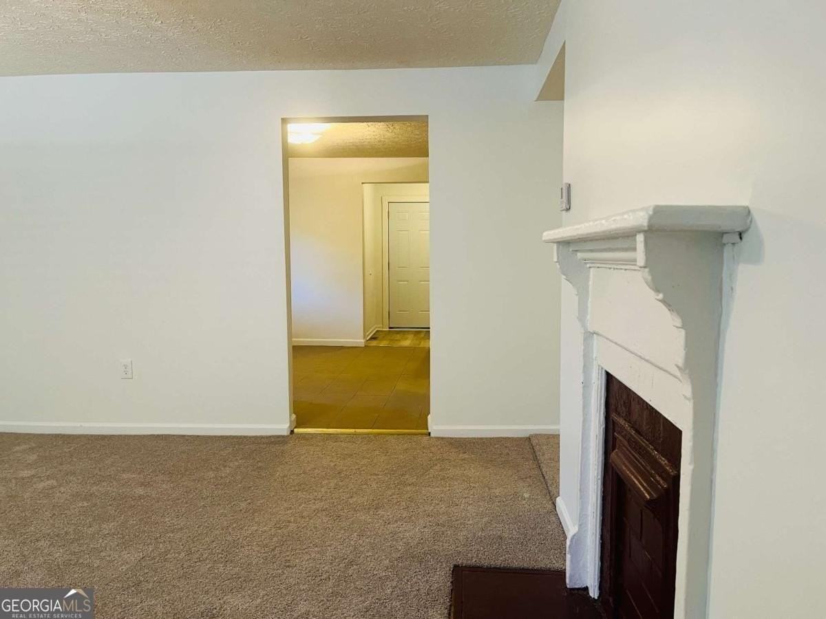 615 Chattahoochee St - Photo 7 of 27