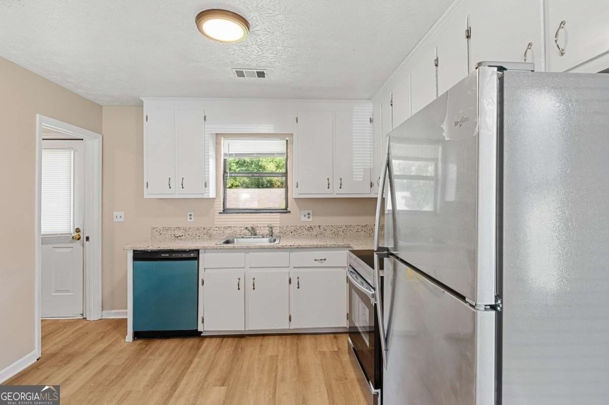 217 Tanglewood Dr #B - Photo 7 of 16