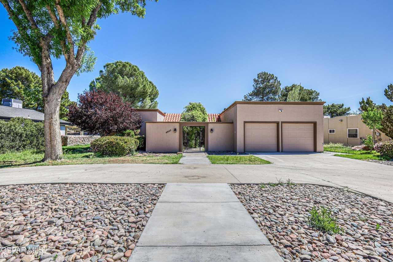 4945 Vista Grande Cir - Photo 2 of 50