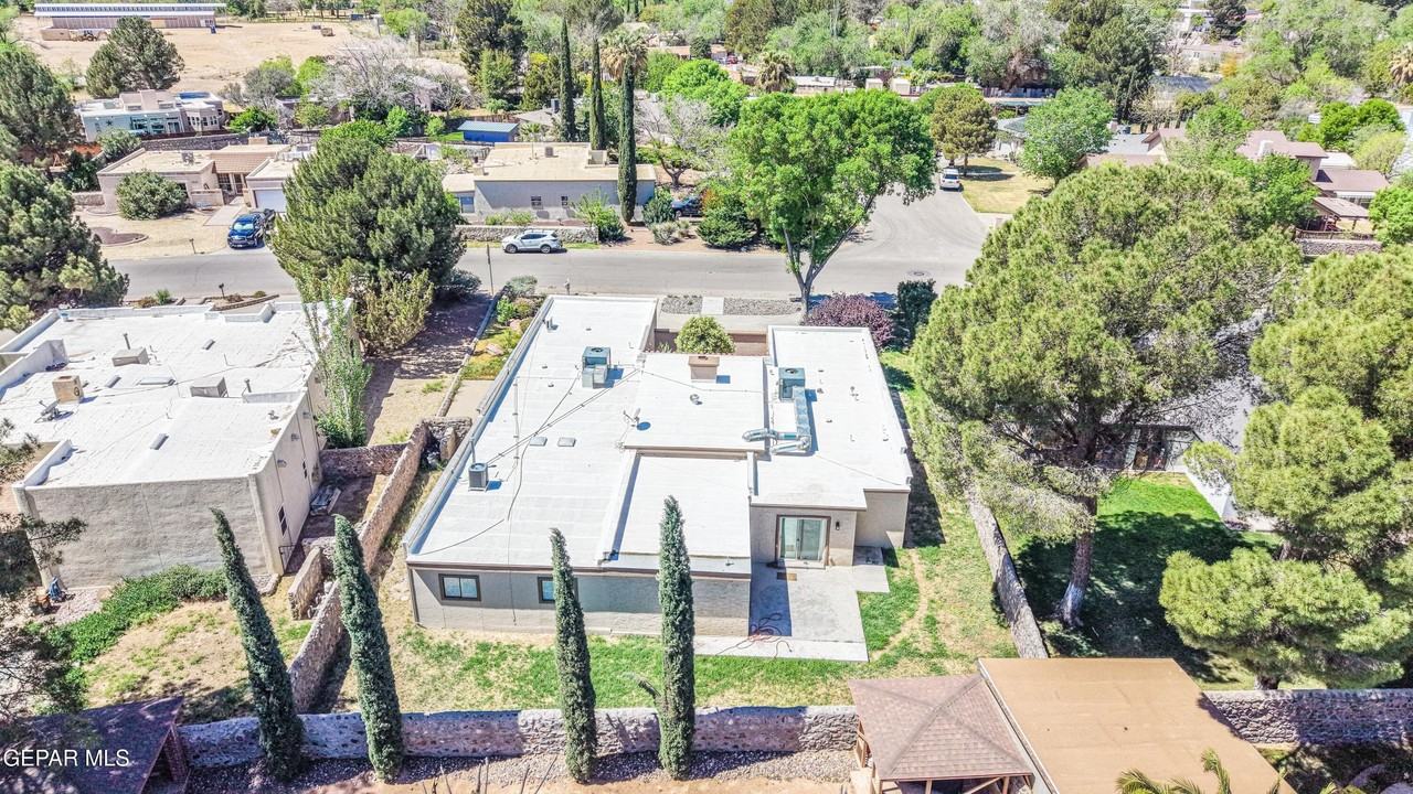 4945 Vista Grande Cir - Photo 7 of 50