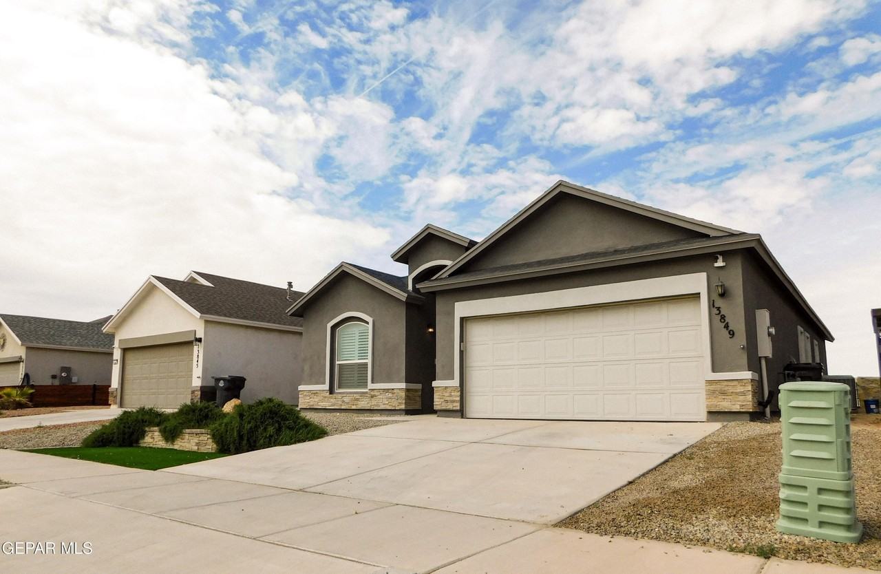 13849 Sky Harbor Ave - Photo 3 of 43