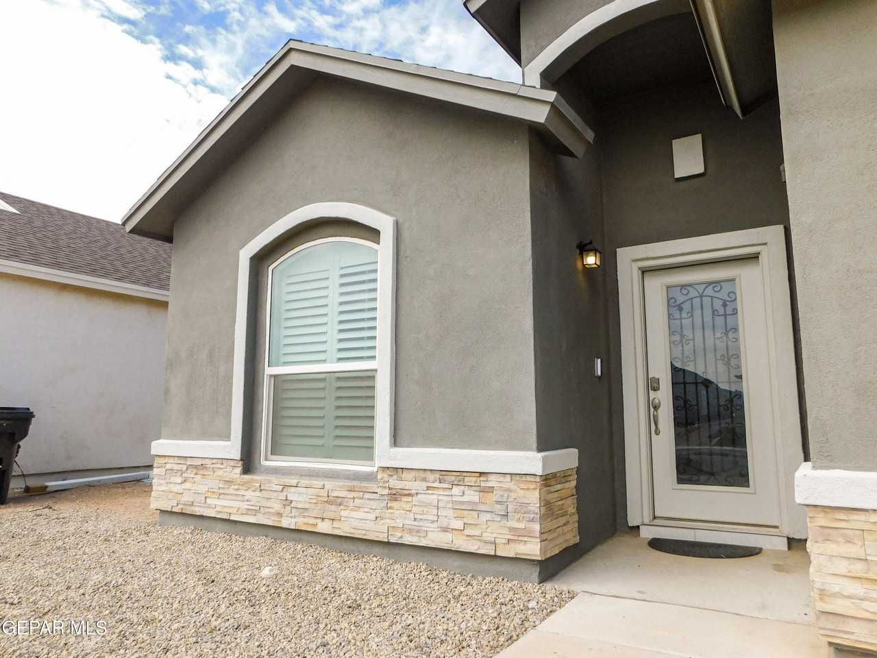 13849 Sky Harbor Ave - Photo 5 of 43