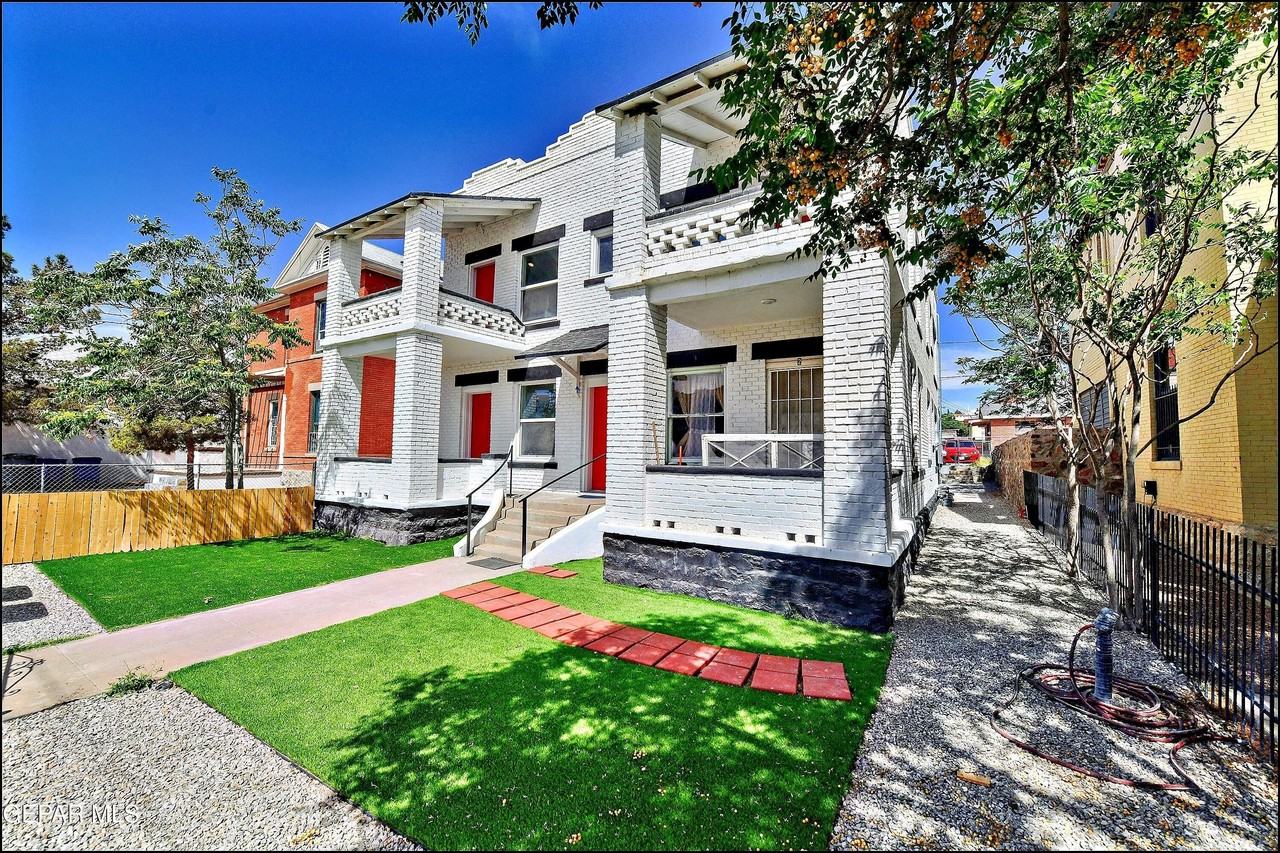 615 Arizona Ave #2 - Photo 2 of 26