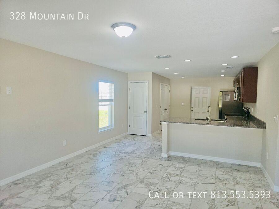 328 Mountain Dr - Photo 3 of 22