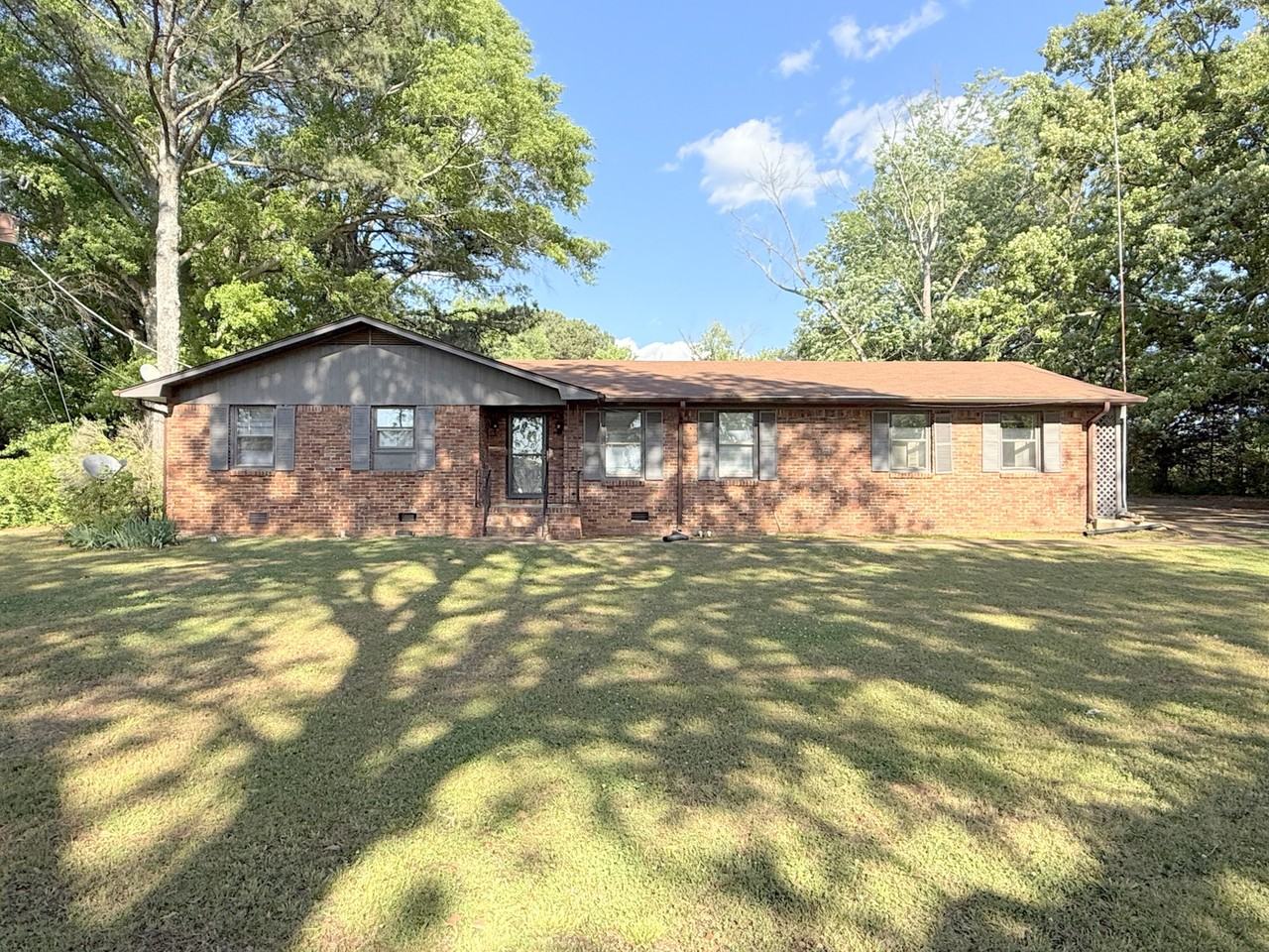 6079 Wall Triana Hwy #1 - Photo 3 of 26