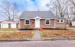 204 W Warfield St - Photo 1 of 1