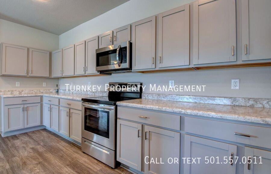 10500 Darla Ln - Photo 4 of 16
