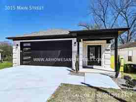 3015 Main St - Photo 1 of 1