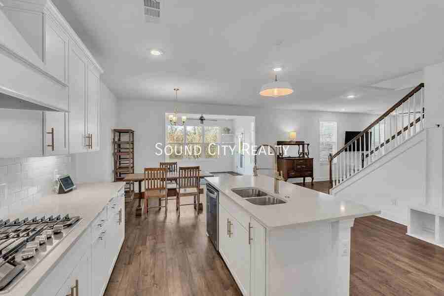 4076 Magnolia Farms Dr - Photo 7 of 50