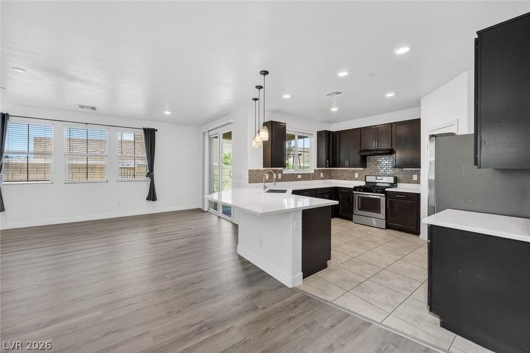 169 Fulgora St - Photo 6 of 39